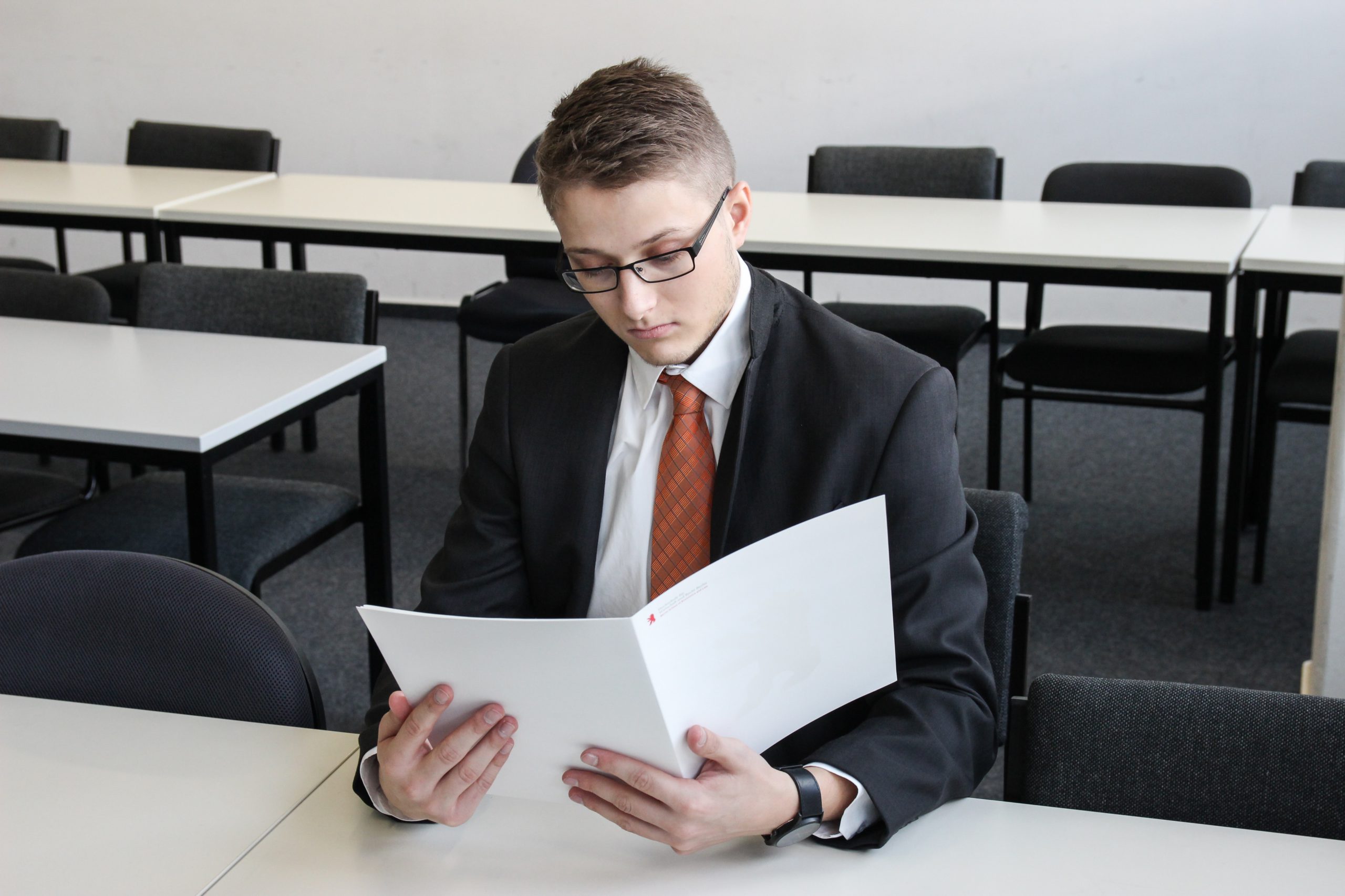 Read more about the article Hiring People With Criminal Records – Tips for Employers