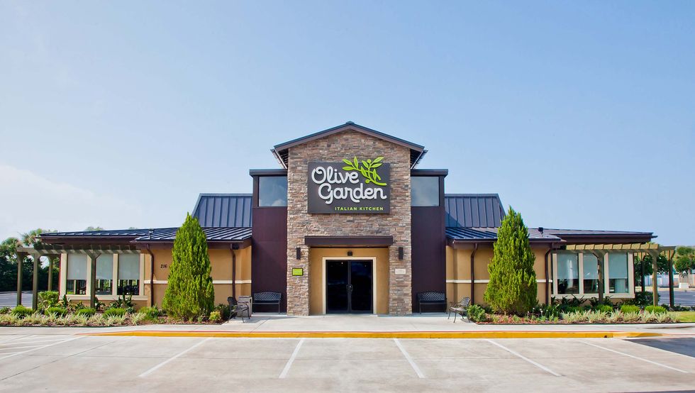 Read more about the article Can Ex-Felons get Opportunity at Olive Garden?